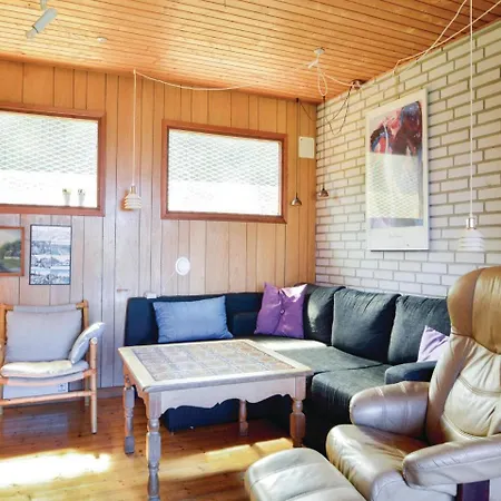Three-bedroom Holiday In Farso Sundsore