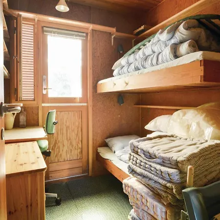 Feriehus Three-bedroom Holiday In Farso